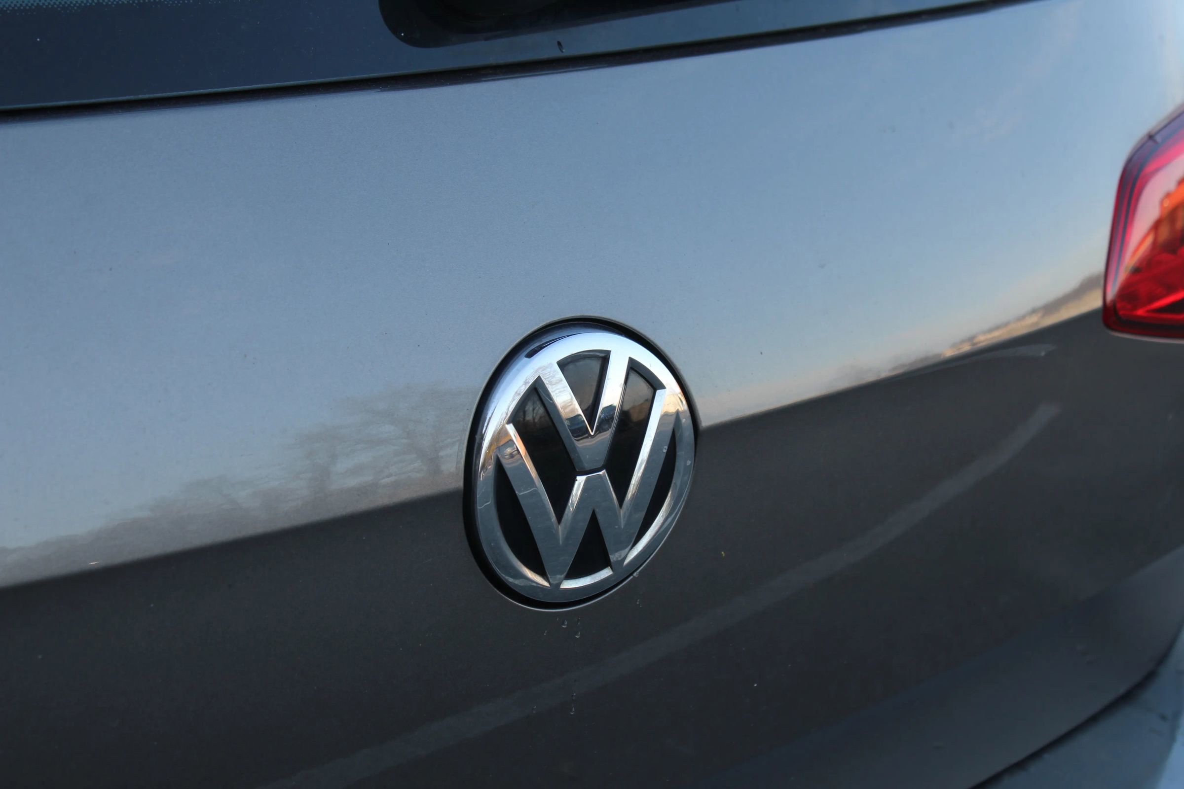 Used 2016 Volkswagen Golf 4-Door image 43