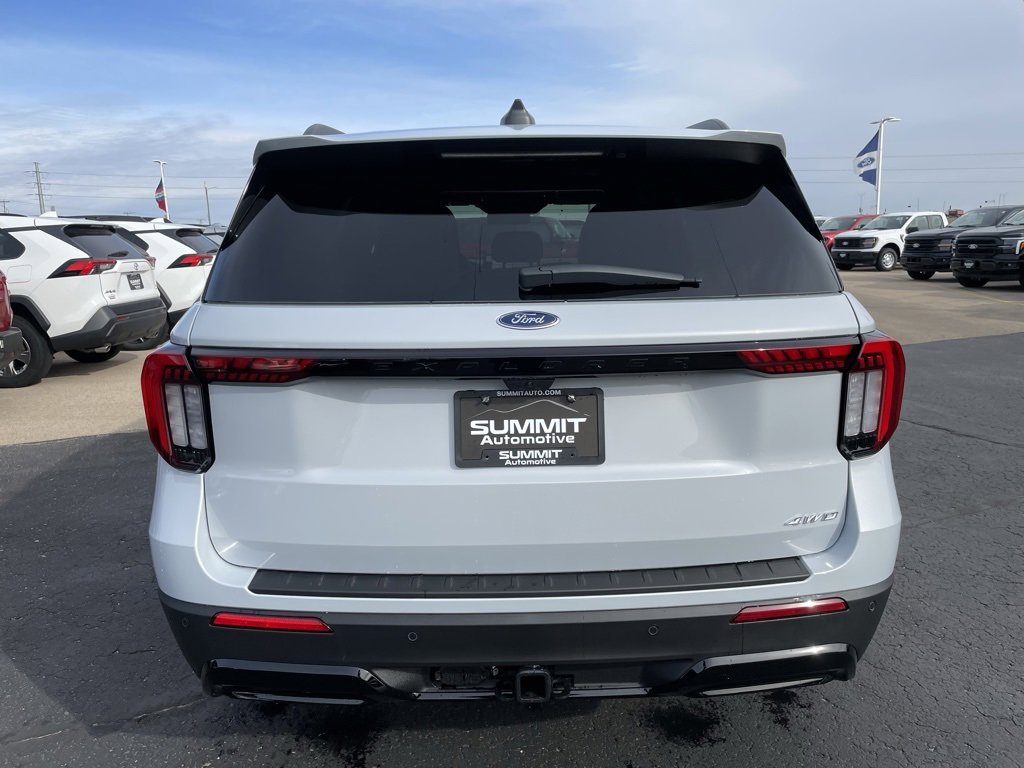 New 2026 Ford Explorer ST-Line w/ ST-Line Street Pack image 34