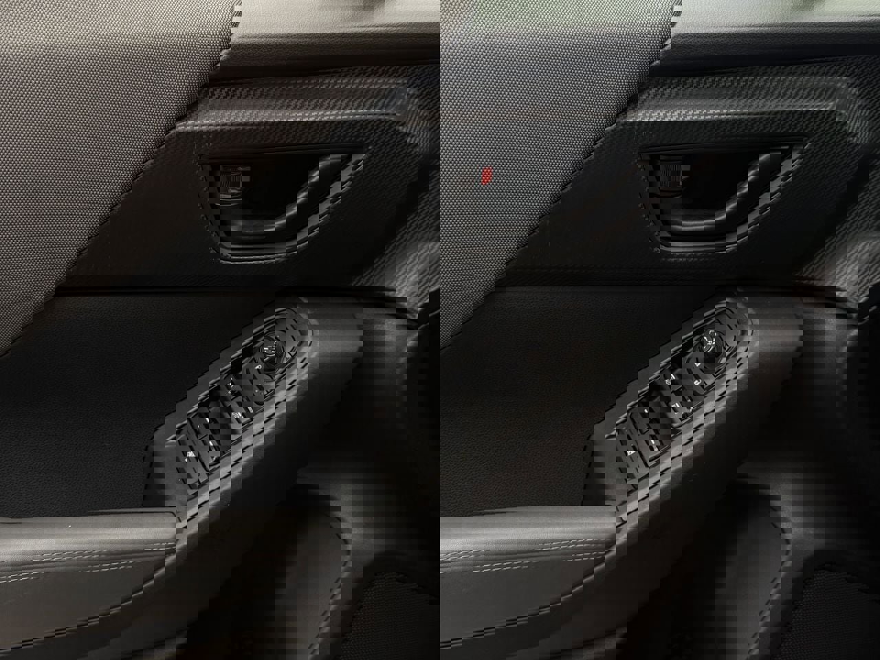 Used 2024 Subaru Crosstrek 2.0i Premium AWD/4WD image 26