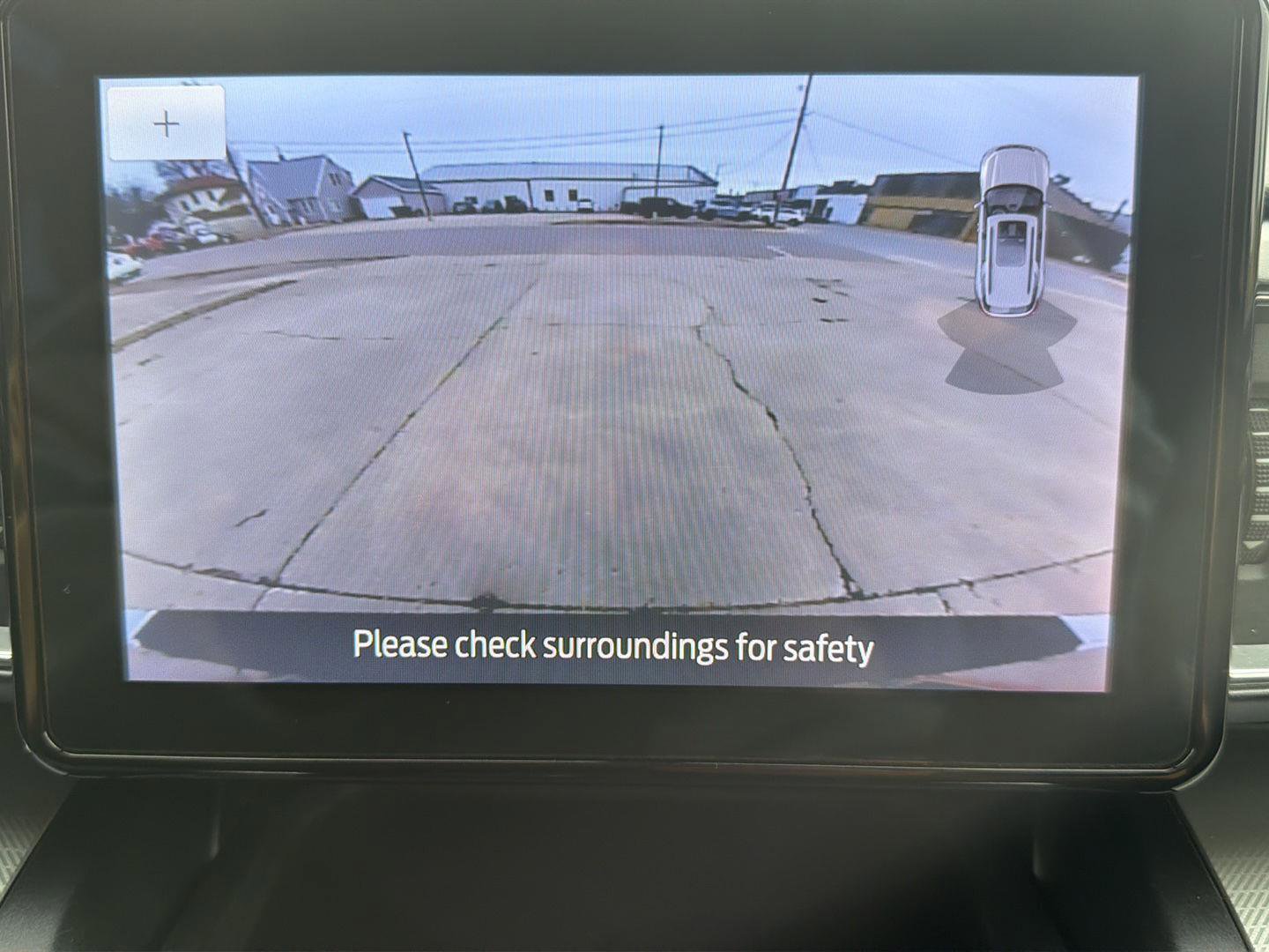 Used 2020 Ford Explorer XLT w/ Equipment Group 202A image 24