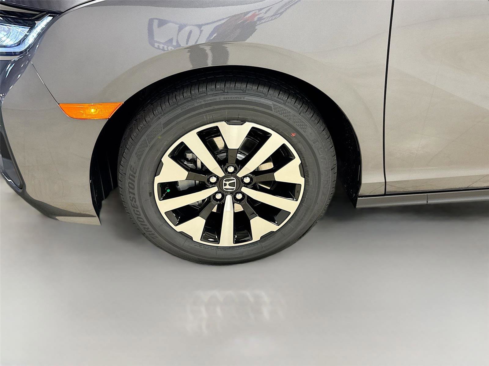 New 2026 Honda Odyssey EX-L image 30