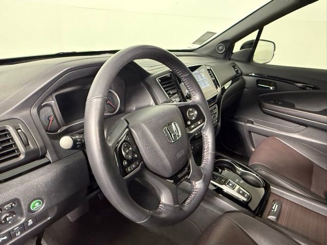 Used 2021 Honda Pilot Black Edition image 15
