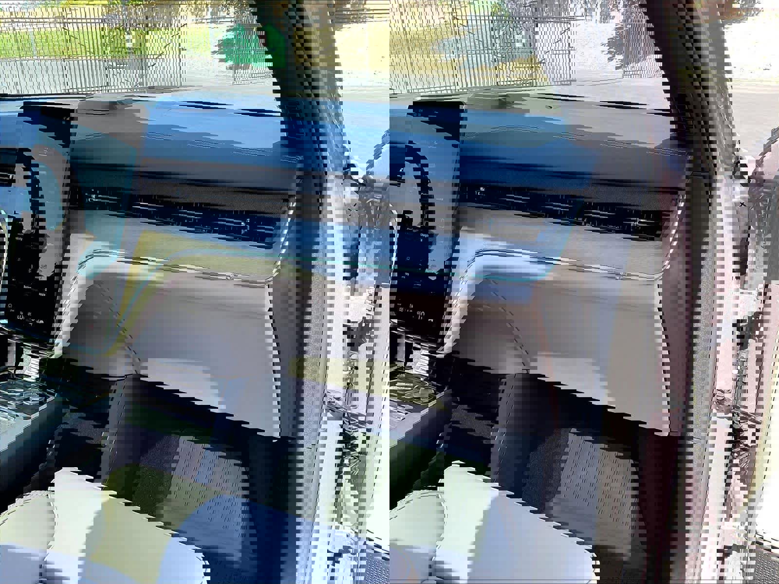 New 2026 Volvo EX90 Plus image 29