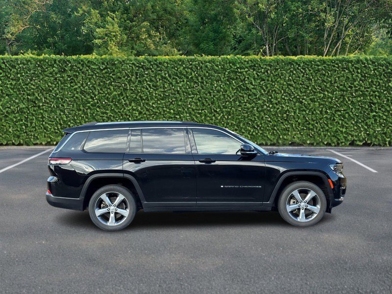 Used 2021 Jeep Grand Cherokee L Limited w/ Luxury Tech Group II image 2