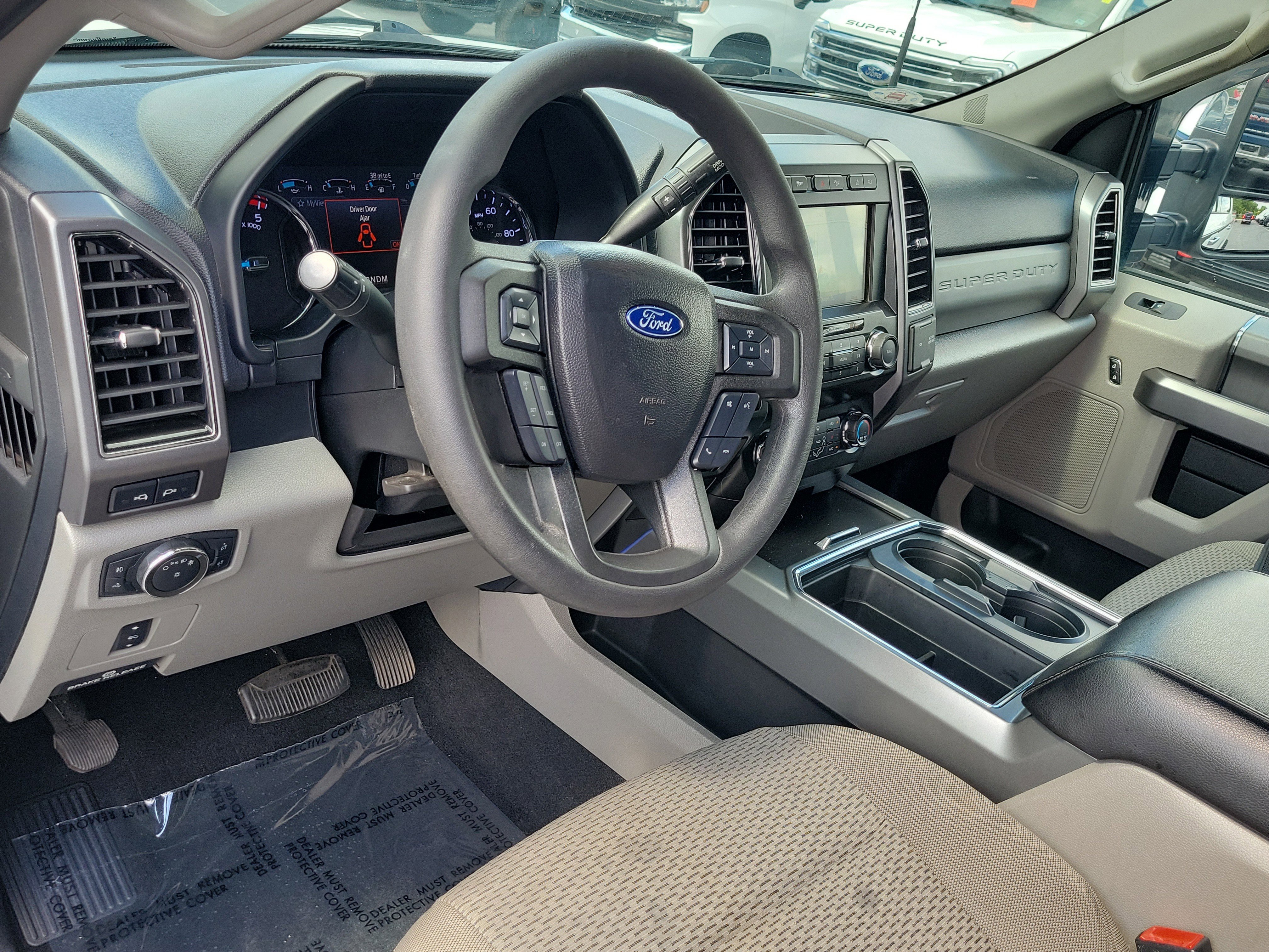 Used 2020 Ford F250 XLT w/ XLT Premium Package AWD/4WD image 20