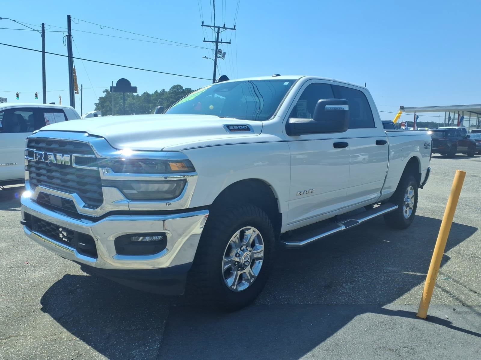Used 2026 RAM 2500 Big Horn AWD/4WD image 5