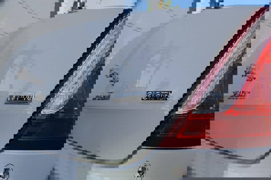 Used 2019 Jaguar XJ Collection image 21