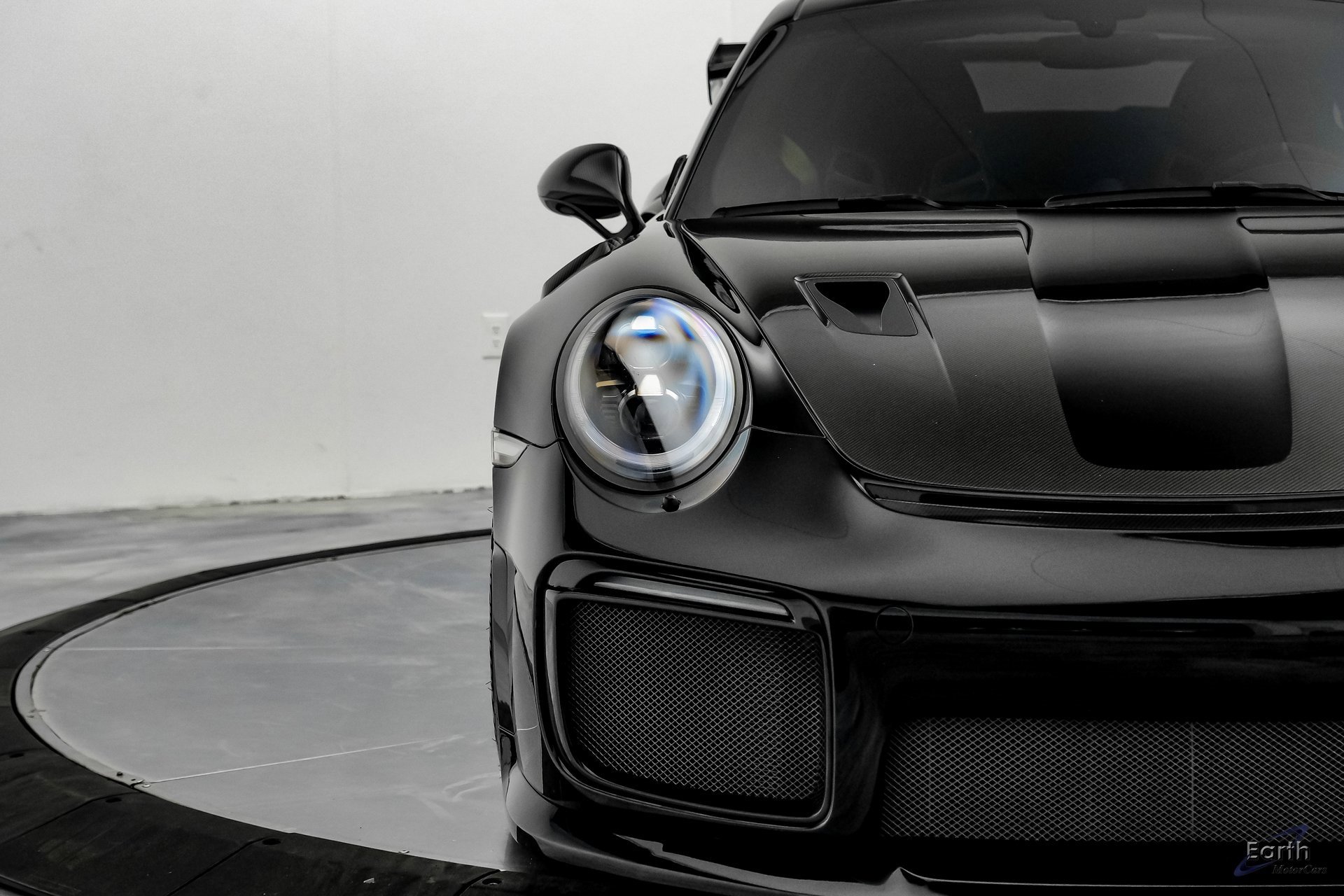 Used 2019 Porsche 911 GT2 RS w/ Weissach Package image 33