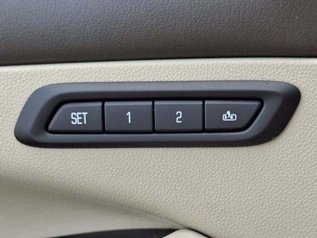 Used 2017 Buick LaCrosse Premium image 26