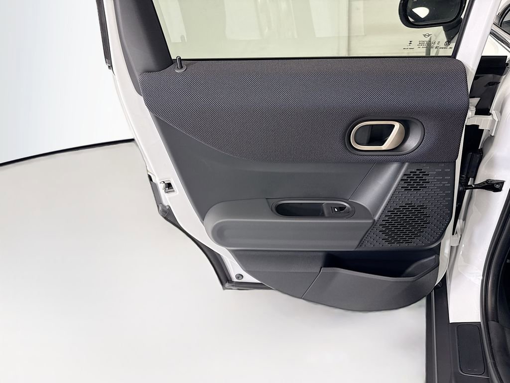 New 2026 MINI Cooper 4-Door Hardtop FWD image 25