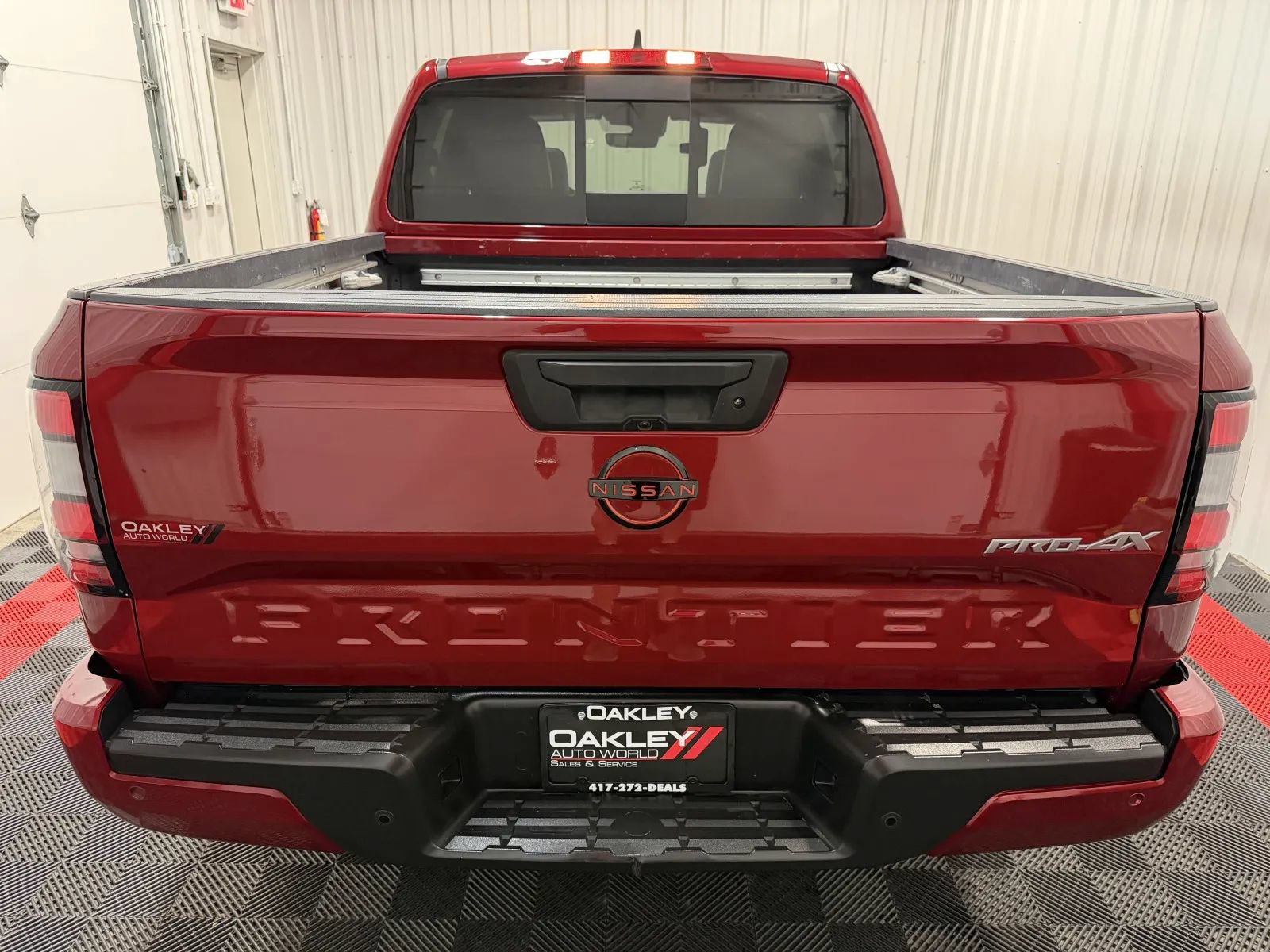Used 2023 Nissan Frontier PRO-4X w/ Pro-4X Premium Package AWD/4WD image 3