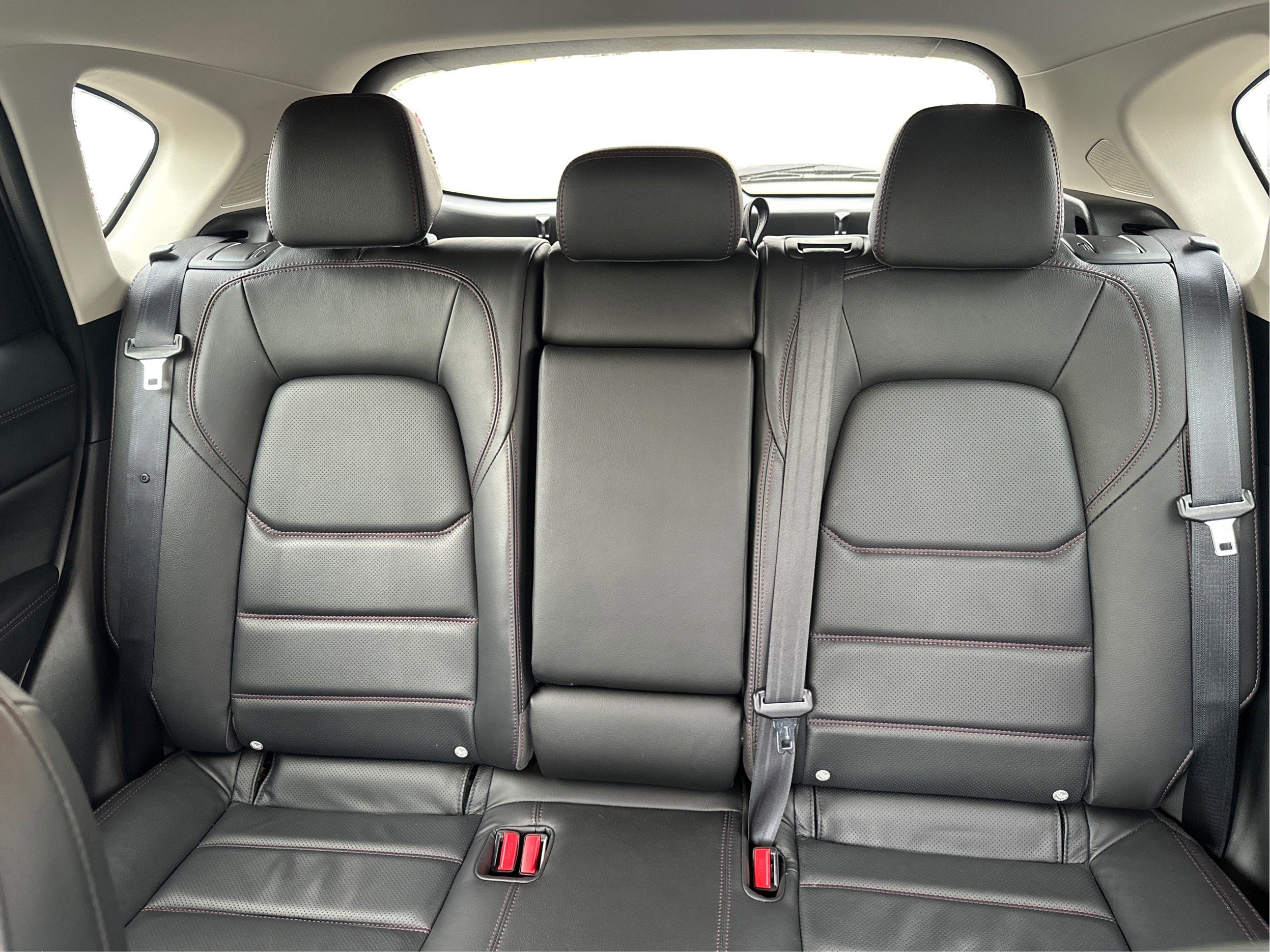 Used 2025 MAZDA CX-5 Carbon Edition image 13