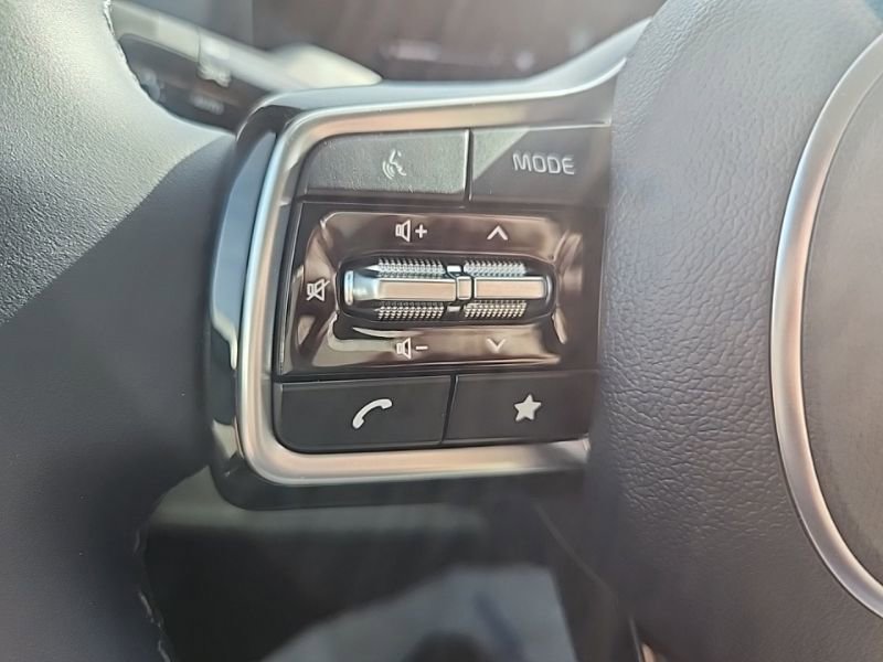 New 2026 Kia Carnival EX image 35