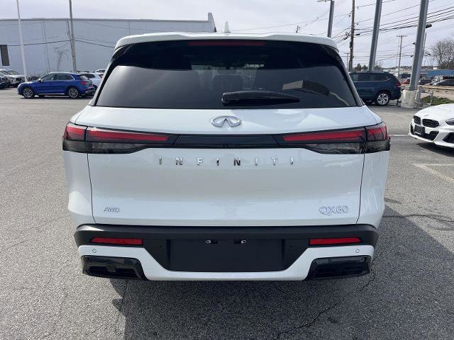 Certified 2024 INFINITI QX60 Pure image 4