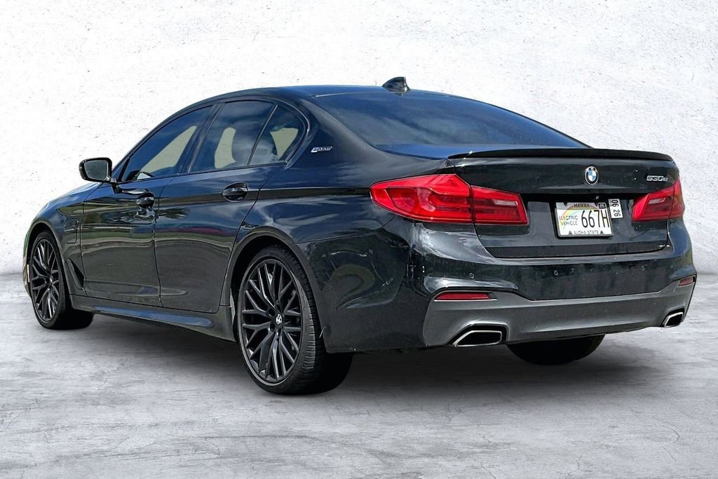 Used 2019 BMW 530e w/ M Sport Package image 12
