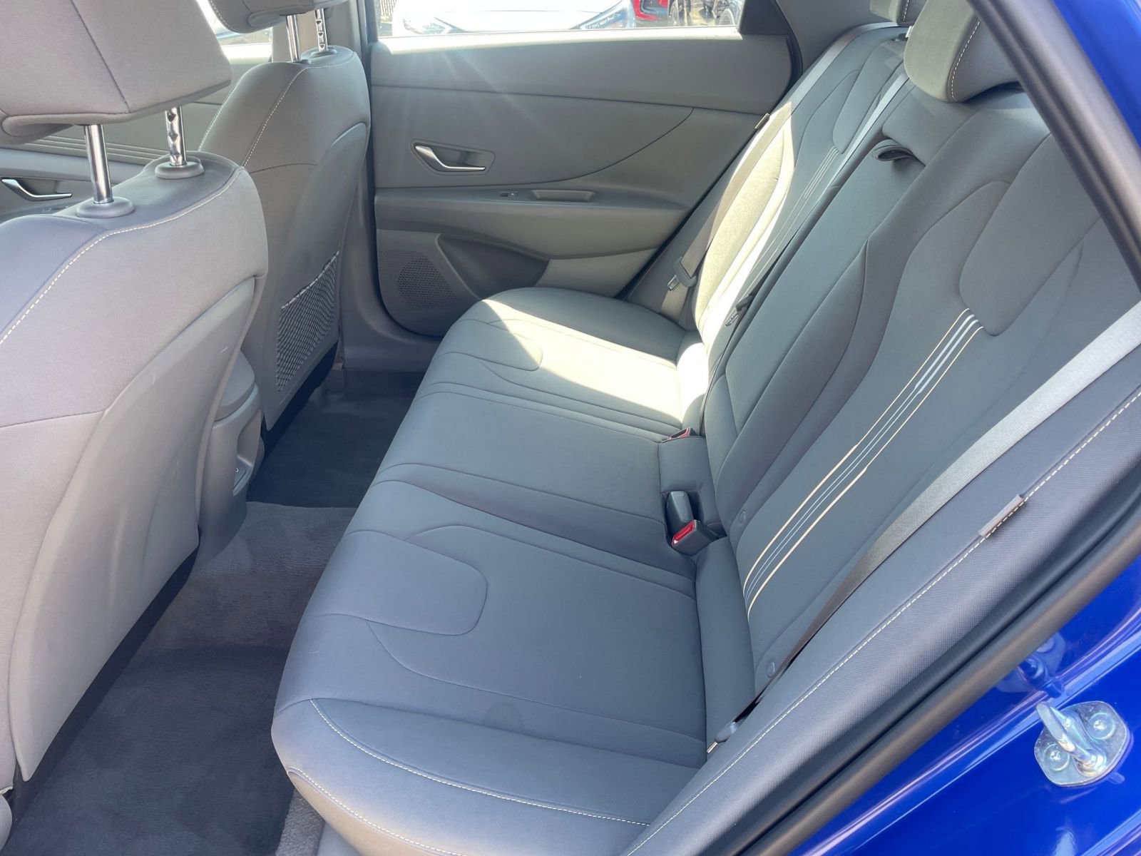 Used 2025 Hyundai Elantra SEL image 25