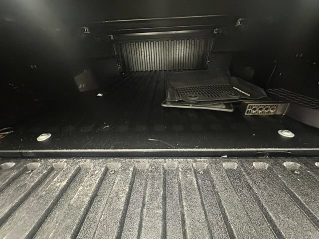 Used 2021 Toyota Tacoma SR5 w/ Blackout Package (TMS) AWD/4WD image 23