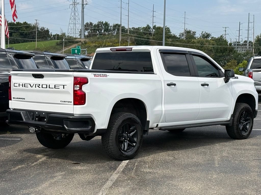 Used 2024 Chevrolet Silverado 1500 Custom Trail Boss w/ LPO, Dark Essentials Package AWD/4WD image 26
