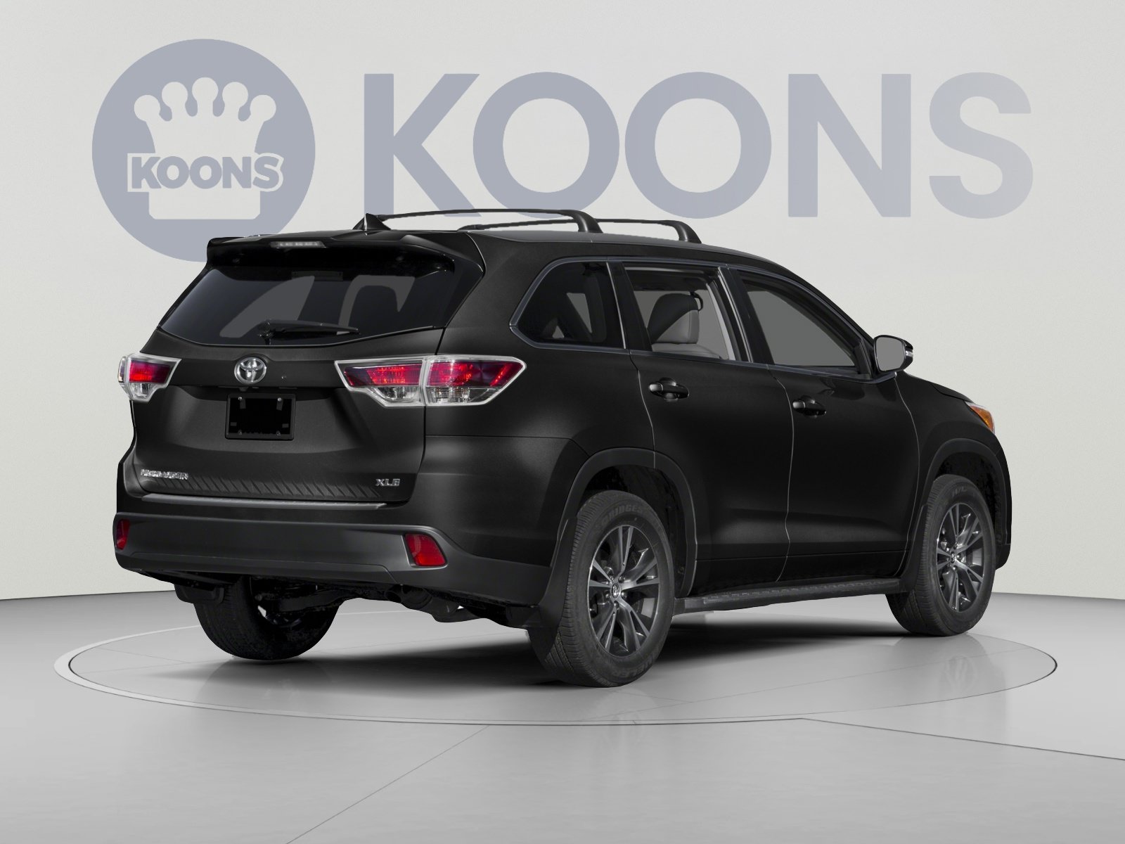 Used 2016 Toyota Highlander XLE AWD/4WD image 2
