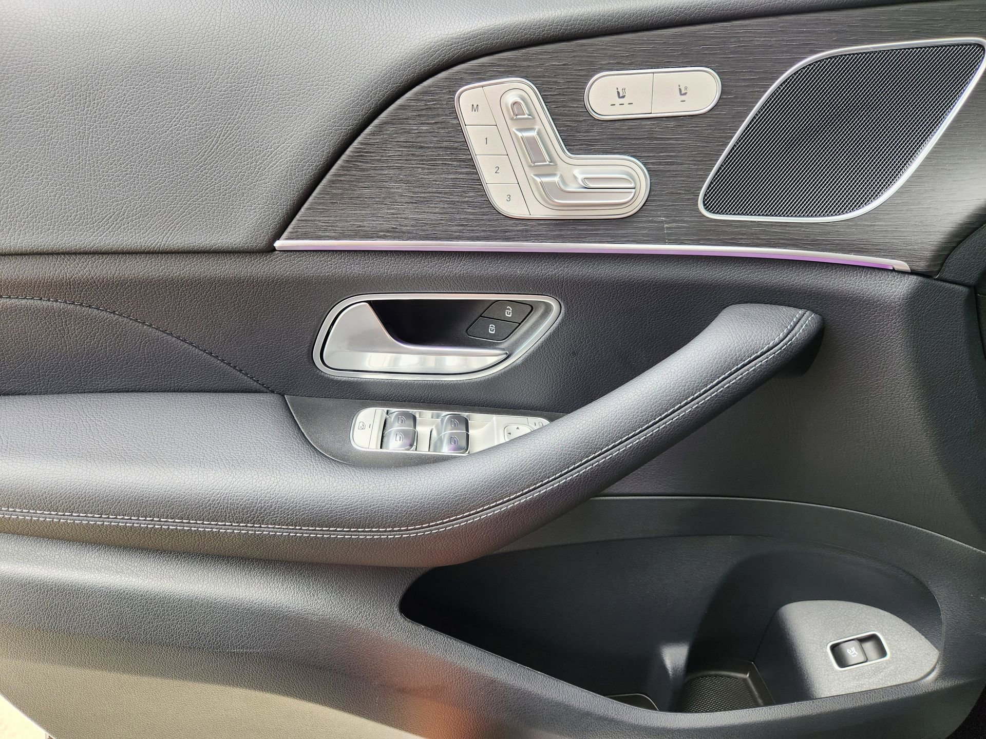 Certified 2026 Mercedes-Benz GLE 350 4MATIC image 24