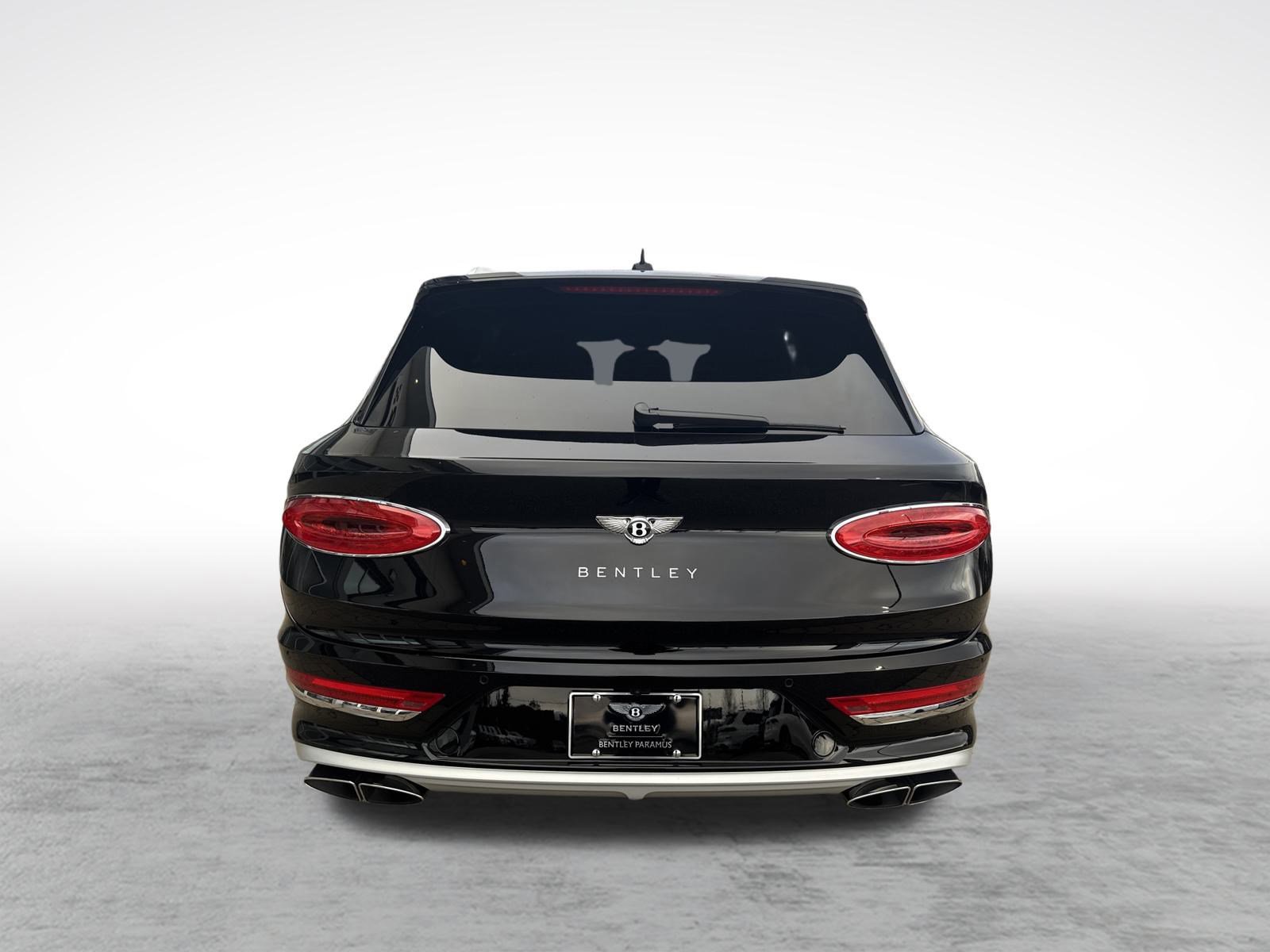 Used 2023 Bentley Bentayga Extended Wheelbase image 9