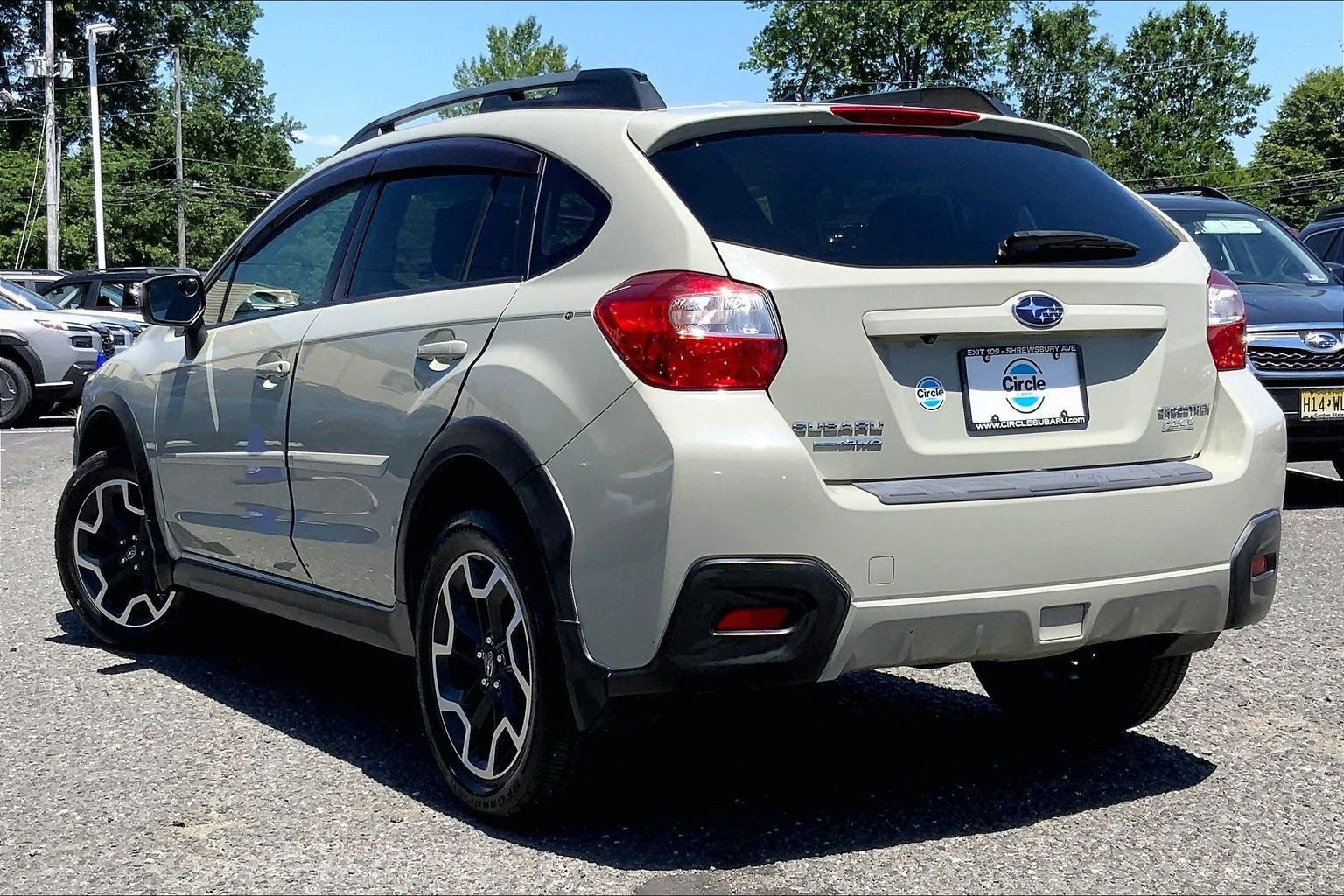 Used 2016 Subaru Crosstrek 2.0i Premium w/ Moonroof Package AWD/4WD image 12