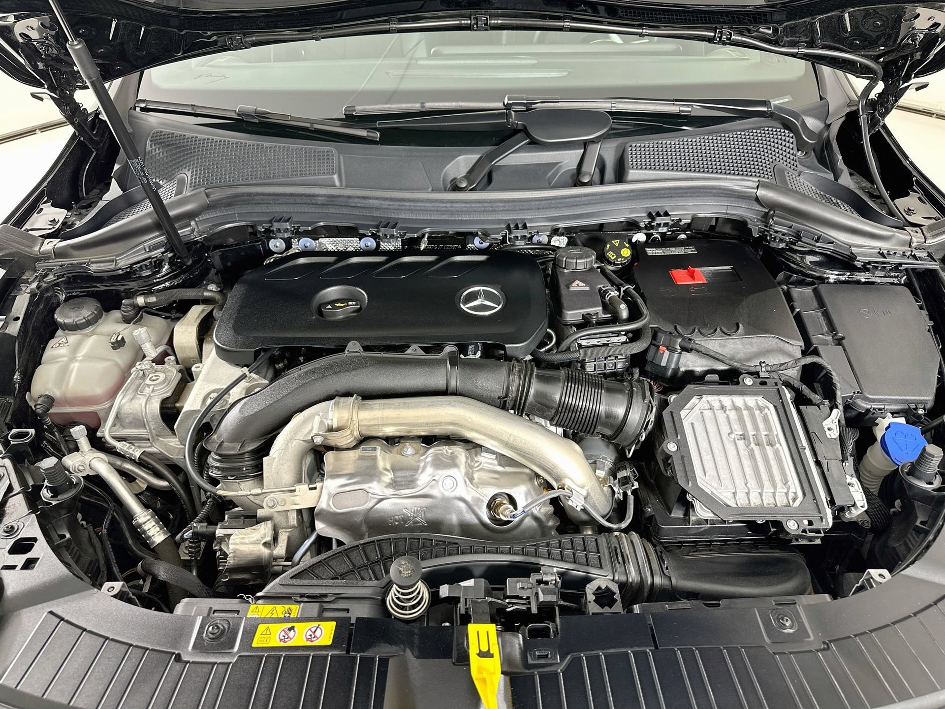 Used 2025 Mercedes-Benz GLA 250 image 30