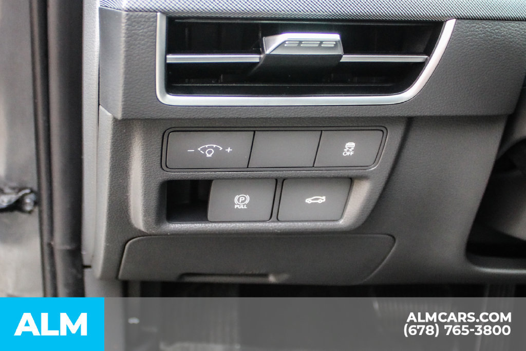 Used 2025 Hyundai Sonata SEL FWD image 29