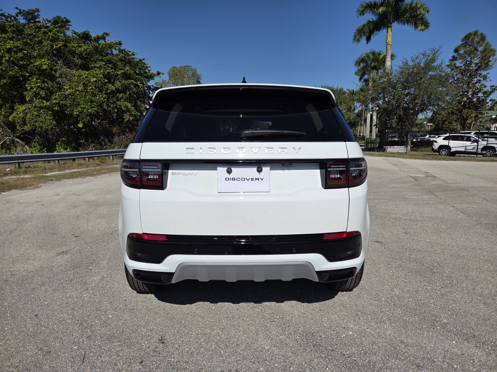 New 2025 Land Rover Discovery Sport S AWD/4WD image 6