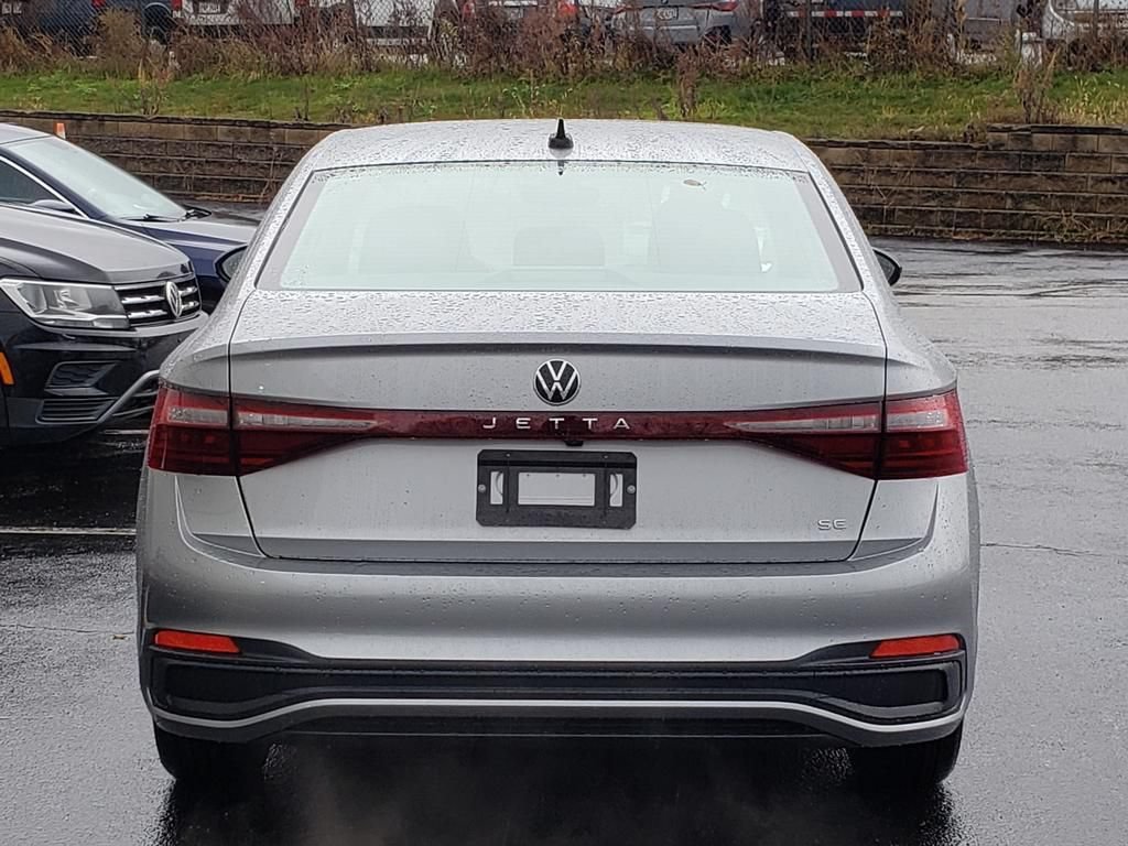 New 2026 Volkswagen Jetta SE FWD image 4