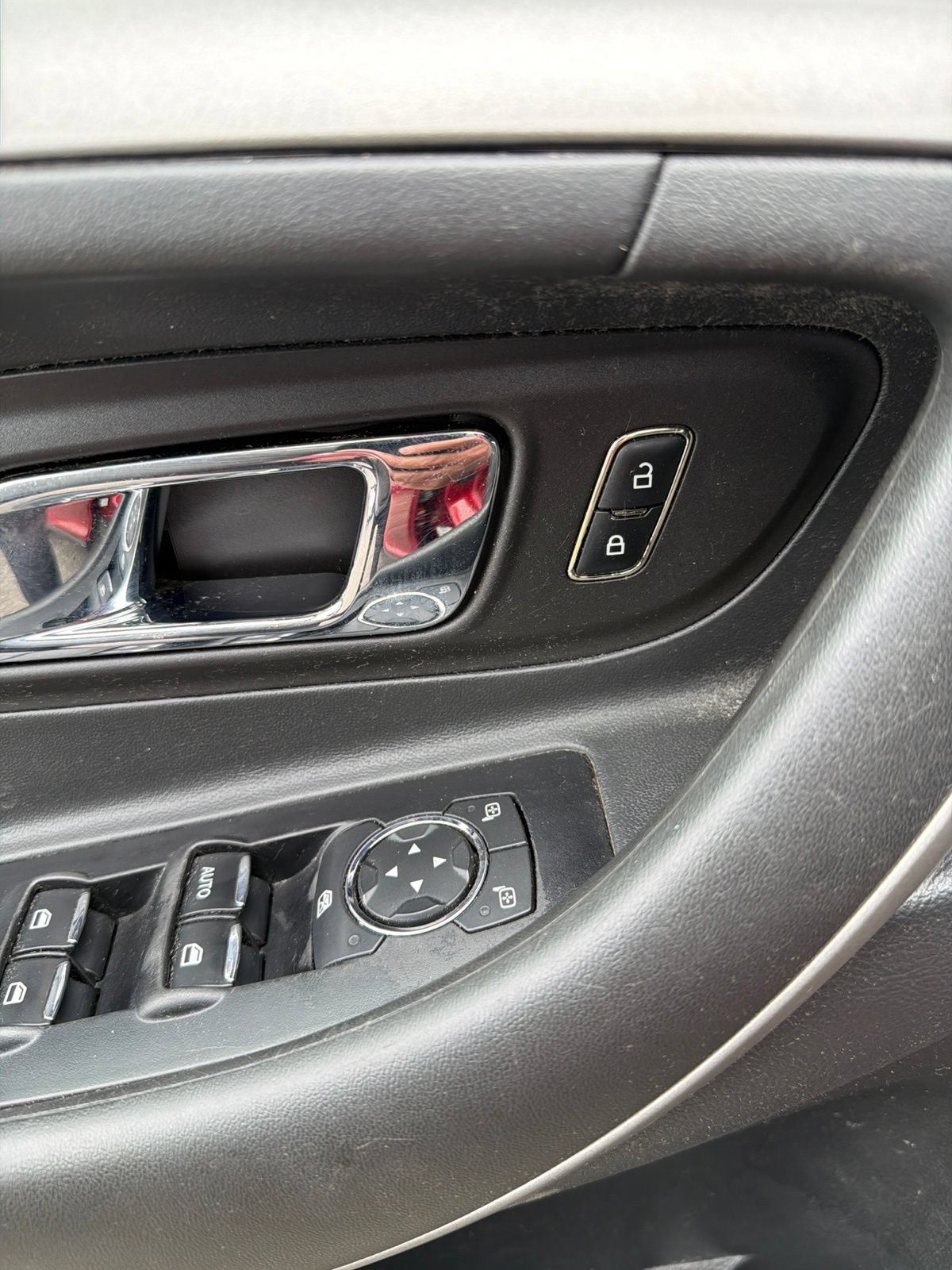 Used 2013 Ford Taurus SEL FWD image 10