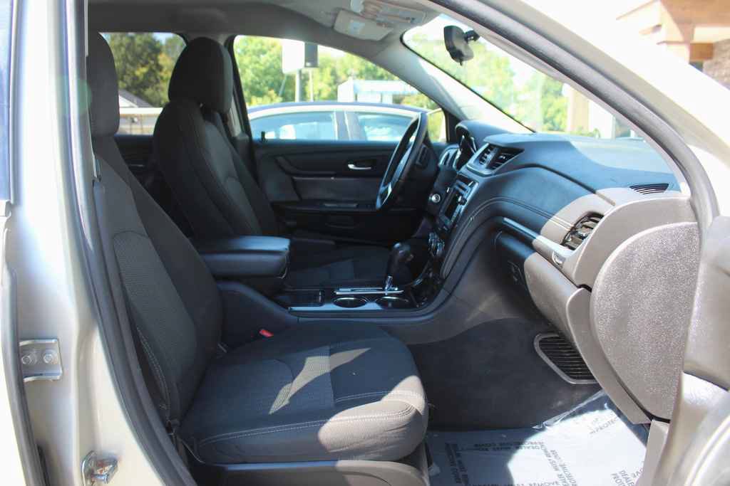 Used 2016 Chevrolet Traverse LT w/ Traveler's Package AWD/4WD image 30