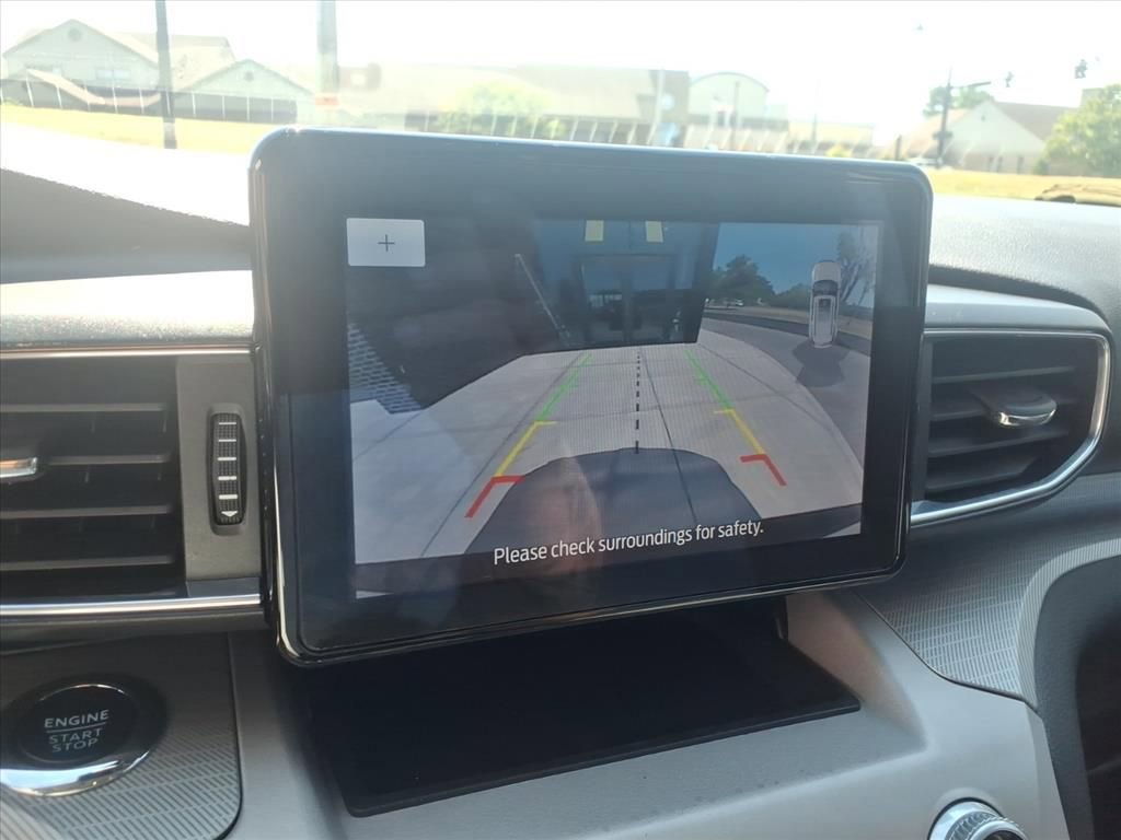 Used 2023 Ford Explorer XLT w/ Equipment Group 202A image 16