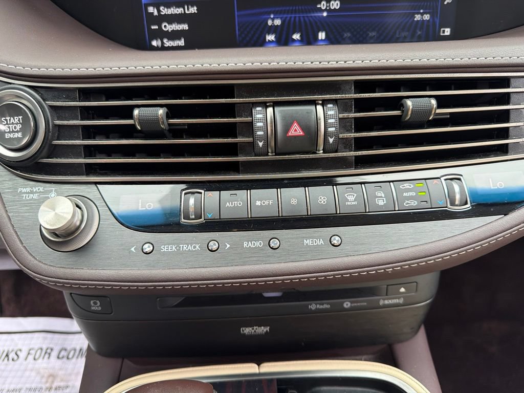 Used 2019 Lexus LS 500 w/ Interior Upgrade Package RWD image 33