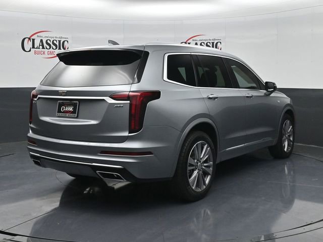 Used 2025 Cadillac XT6 Premium Luxury image 7