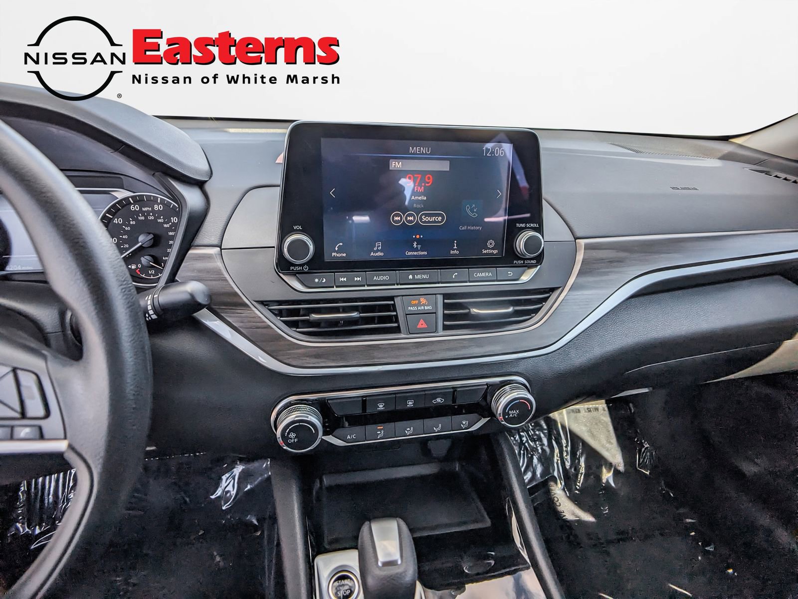 Used 2024 Nissan Altima 2.5 SV image 20