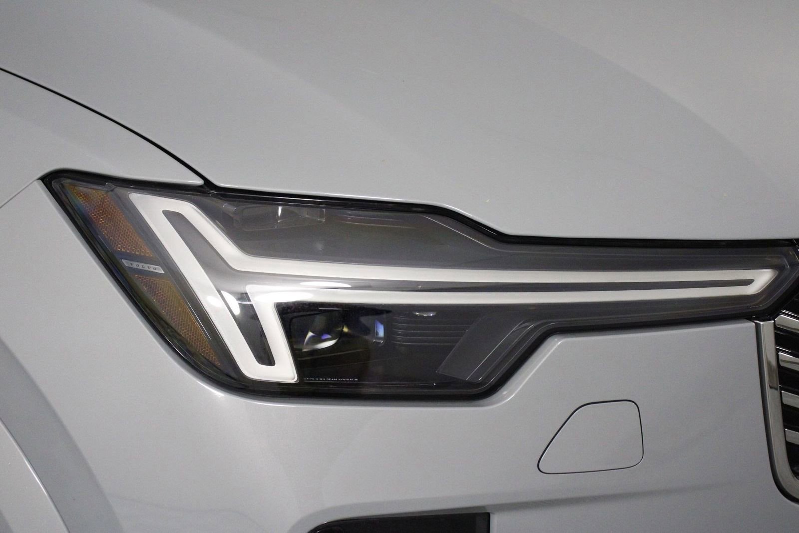 New 2025 Volvo XC90 B6 Ultra AWD/4WD image 14