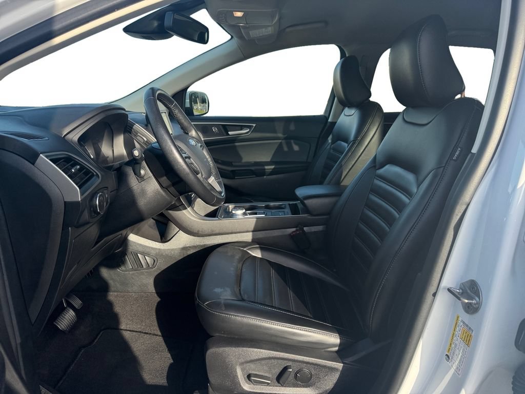 Used 2024 Ford Edge SEL AWD/4WD image 9