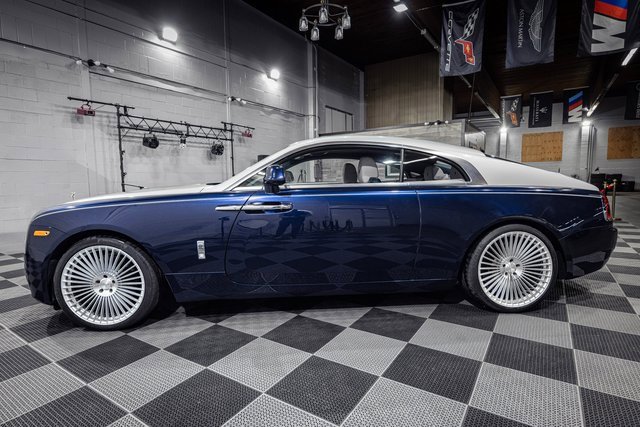 Used 2014 Rolls-Royce Wraith image 5