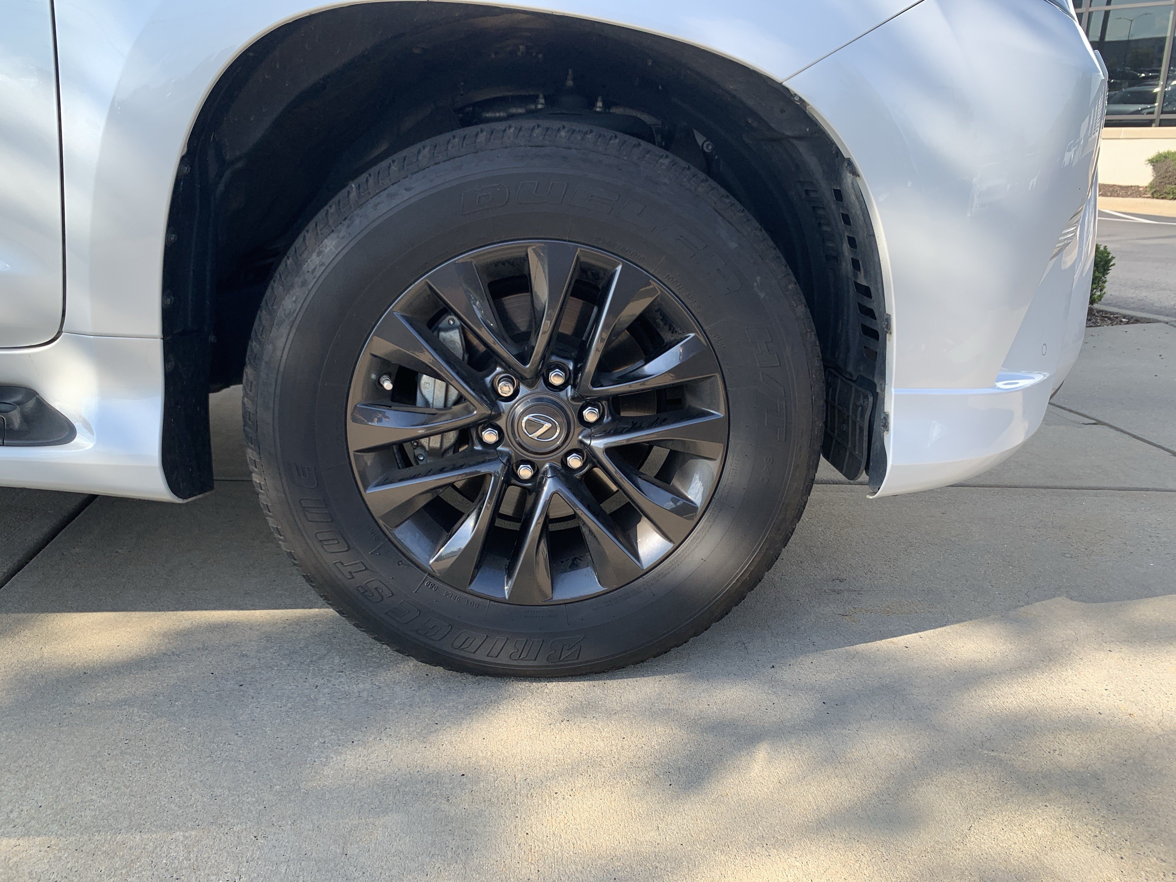 Certified 2023 Lexus GX 460 Premium w/ Premium Package AWD/4WD image 13