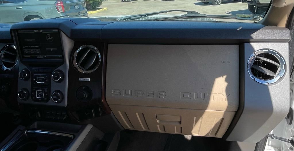 Used 2016 Ford F250 Lariat w/ Chrome Package image 25