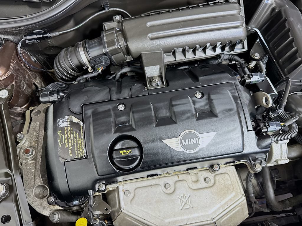 Used 2013 MINI Cooper Clubman FWD image 36