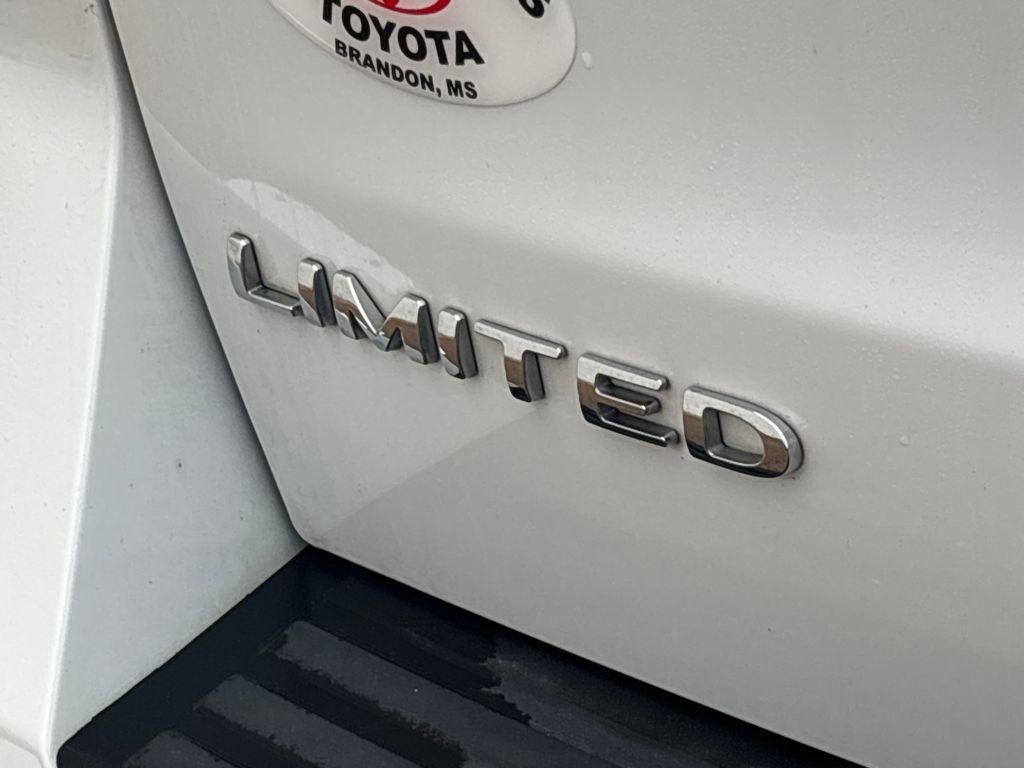 Used 2023 Ford Expedition Limited image 36