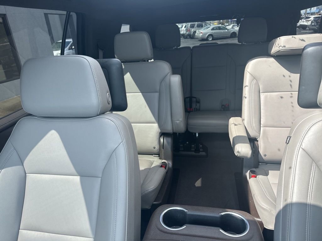 Used 2022 Chevrolet Tahoe LT w/ Luxury Package image 27