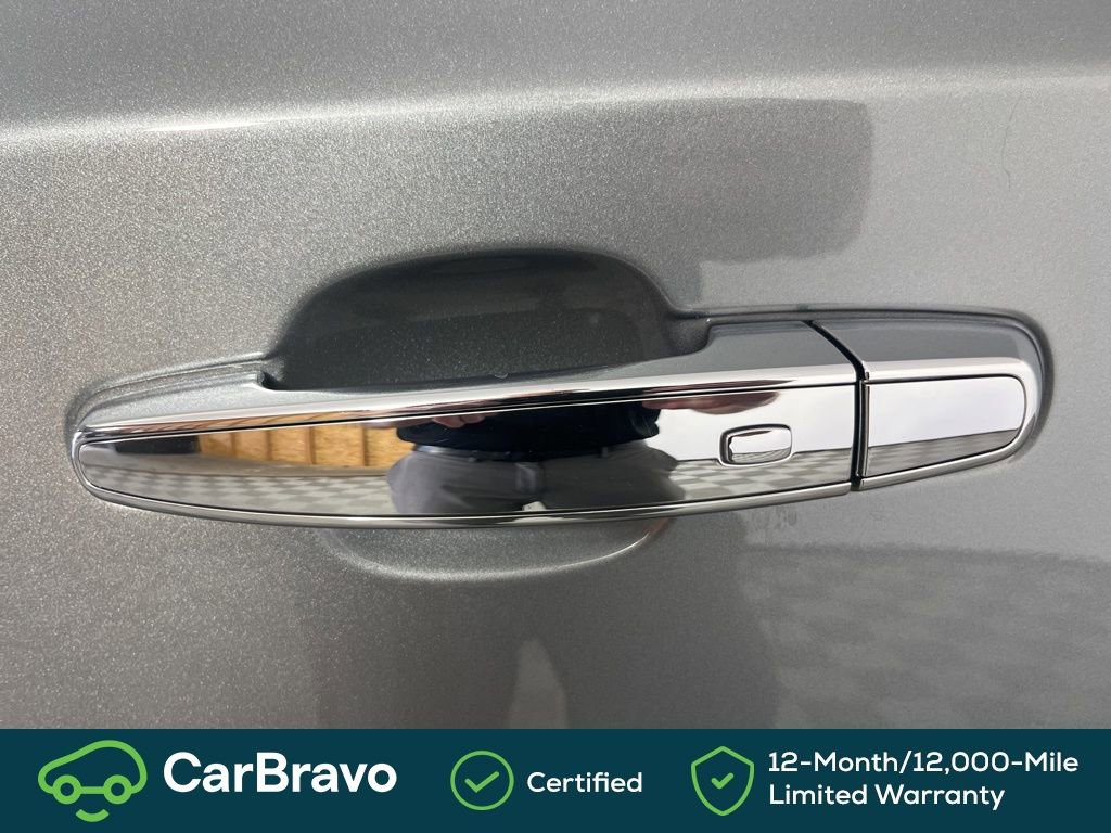 Certified 2023 Chevrolet Traverse High Country image 14