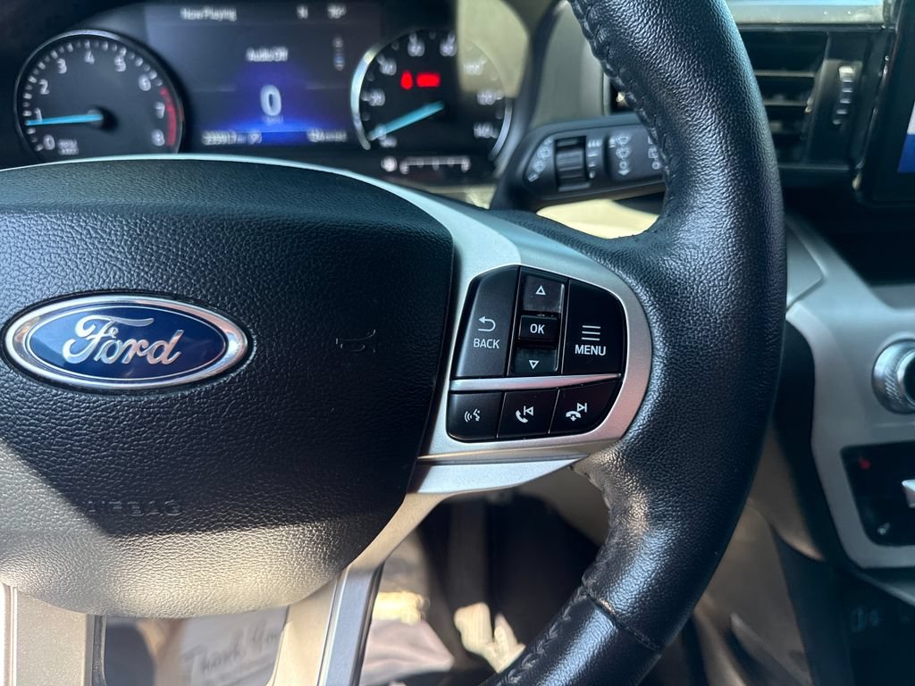 Used 2024 Ford Explorer XLT w/ Equipment Group 202A AWD/4WD image 37