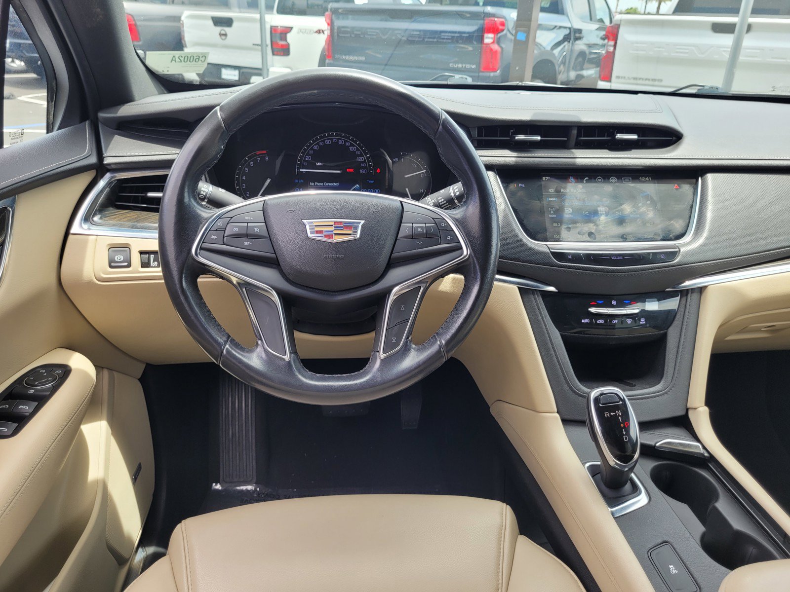 Used 2019 Cadillac XT5 FWD image 18