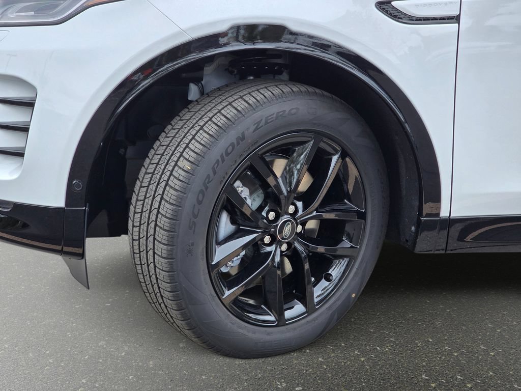 New 2026 Land Rover Discovery Sport Landmark AWD/4WD image 33
