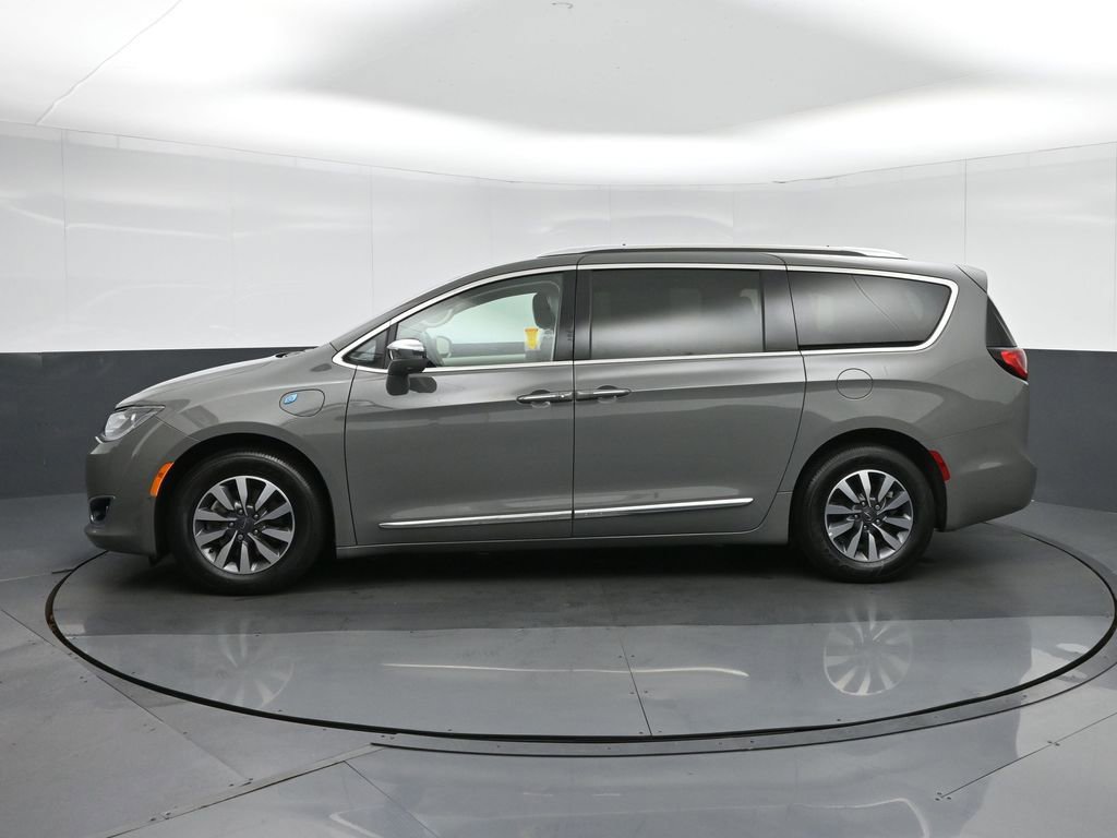 Used 2020 Chrysler Pacifica Limited w/ Advanced Safetytec Group image 4