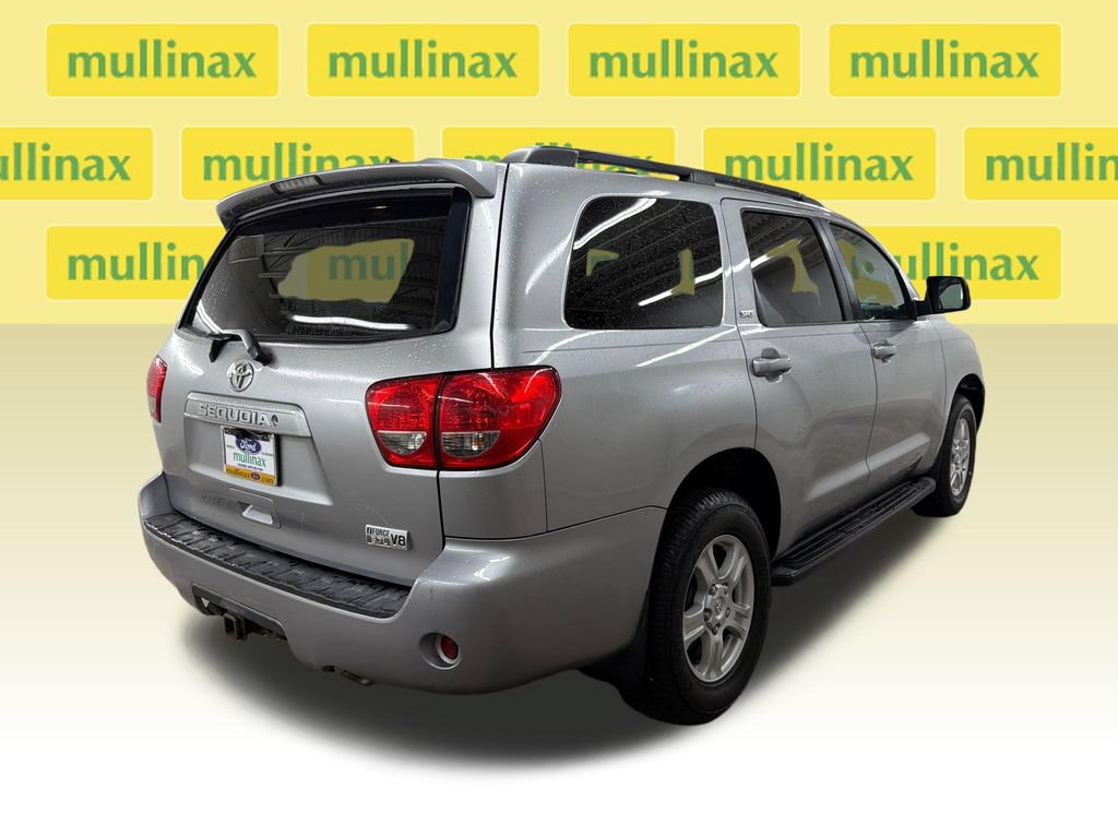 Used 2011 Toyota Sequoia SR5 AWD/4WD image 3